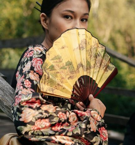 オンラインで自然なふるまいをするフラーティングの10の秘訣今夜から試せる