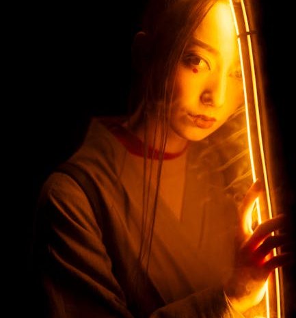 匿名ビデオ通話で創造的に相手を印象づける方法