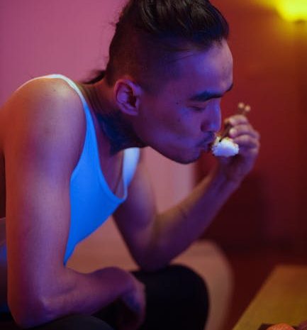 さりげないアプローチで好印象を与える方法