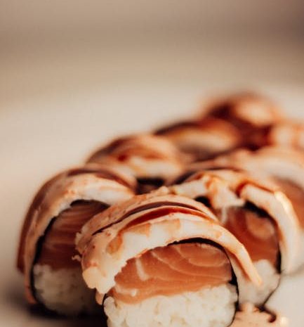 オンラインデートで成功するためのプロフィール作成と会話術