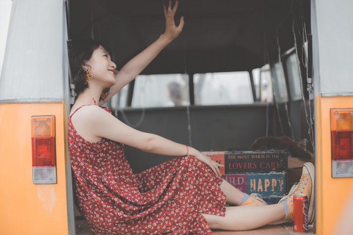 匿名ルームでの正直さの心理的背景