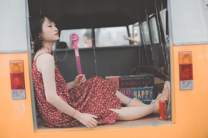 見知らぬ人との瞬間的な化学反応を見極める方法