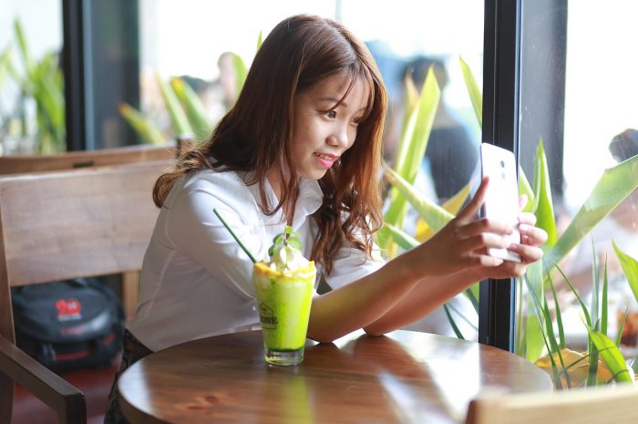 ビデオ通話における非言語的コミュニケーションの重要性